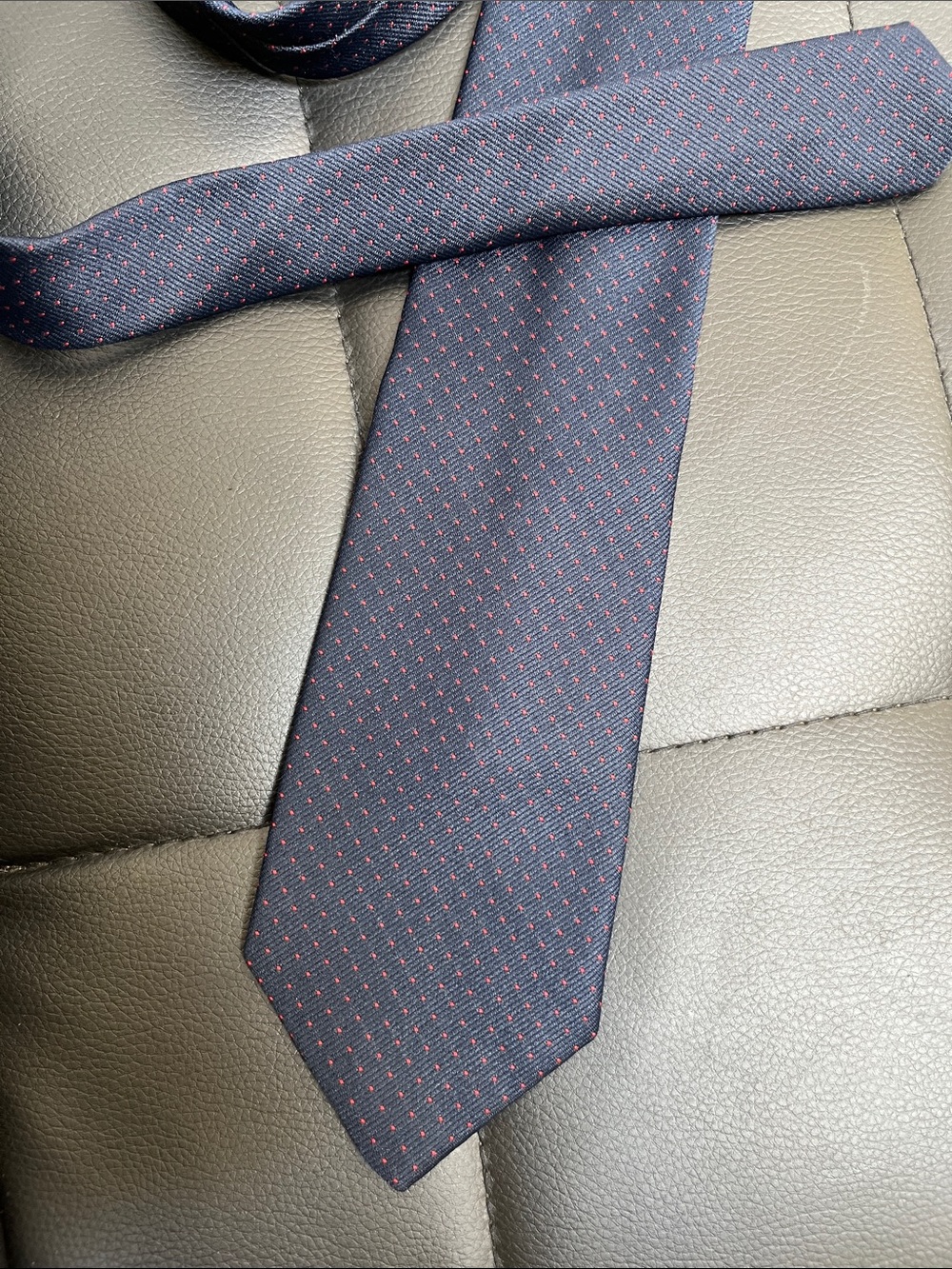 Patterned Silk Tie Quartet (4 Ties) Blue, Tan, Gray, & Navy - Picture 8 of 9
